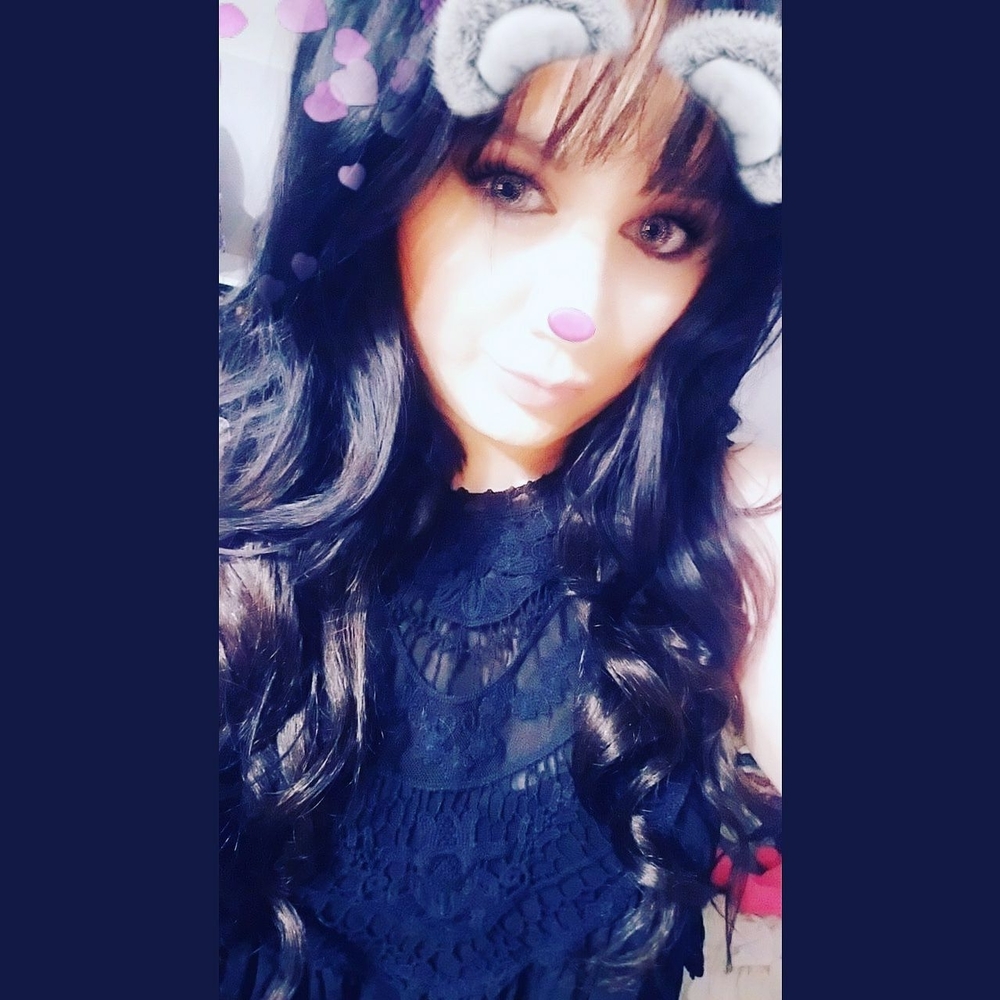 Meet your Posher, Cait